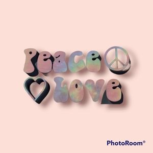 TRADE**New Sabre Maximum Strength Pepper Spray With finger grip and key ring